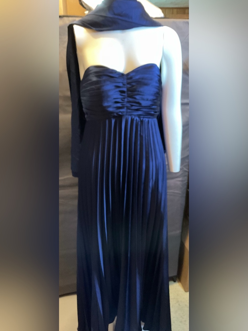NWT Strapless Elegant Navy Pleated Evening Dress - Women's Formal Gown